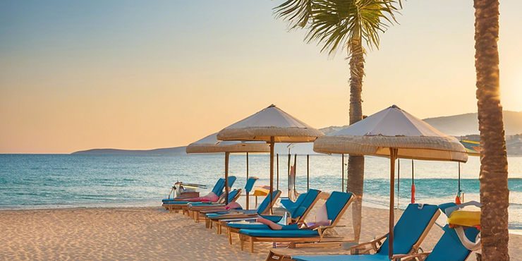 Late-season Spain holidays now cost £199 at TUI