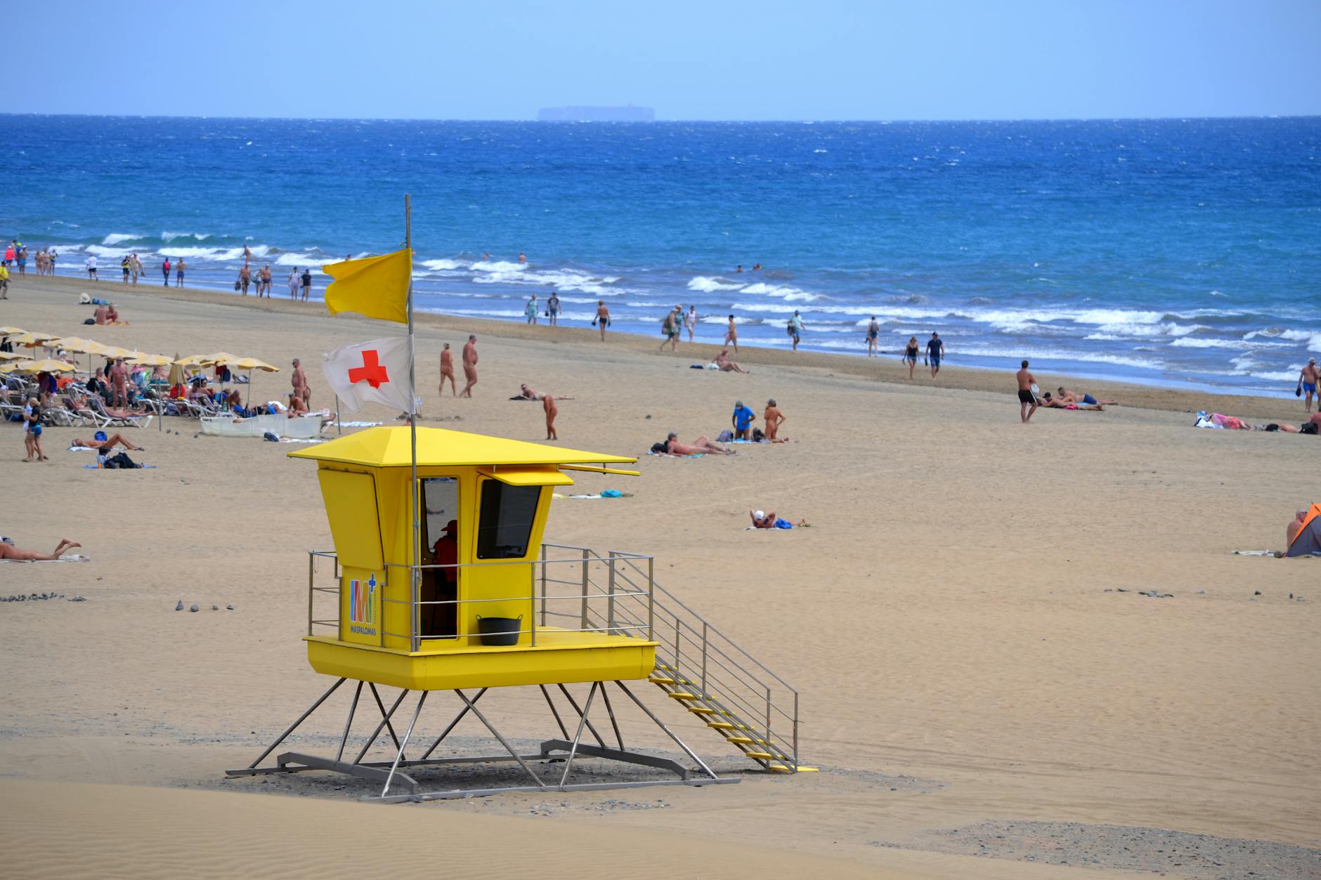 Maspalomas Beach on Gran Canaria with lifeguard tower and Atlantic Ocean
