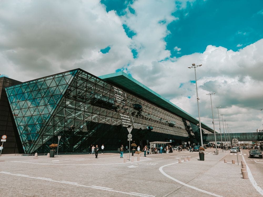 Aer lingus sale dates: airport glass departure facade where fare deals are checked