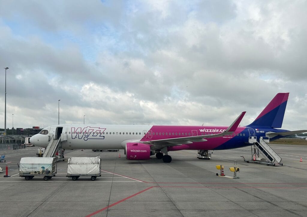 Wizz Air sale dates: Airbus A321neo on the tarmac at a European airport
