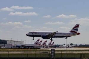 A British Airways aircraft landing at Heathrow, the airline behind the live British Airways September Sale