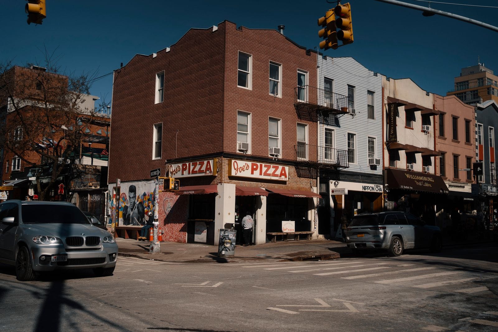 A classic New York pizza shop storefront