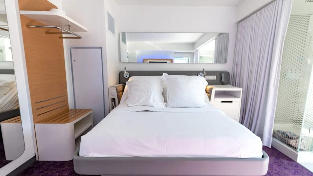 Bright modern hotel room